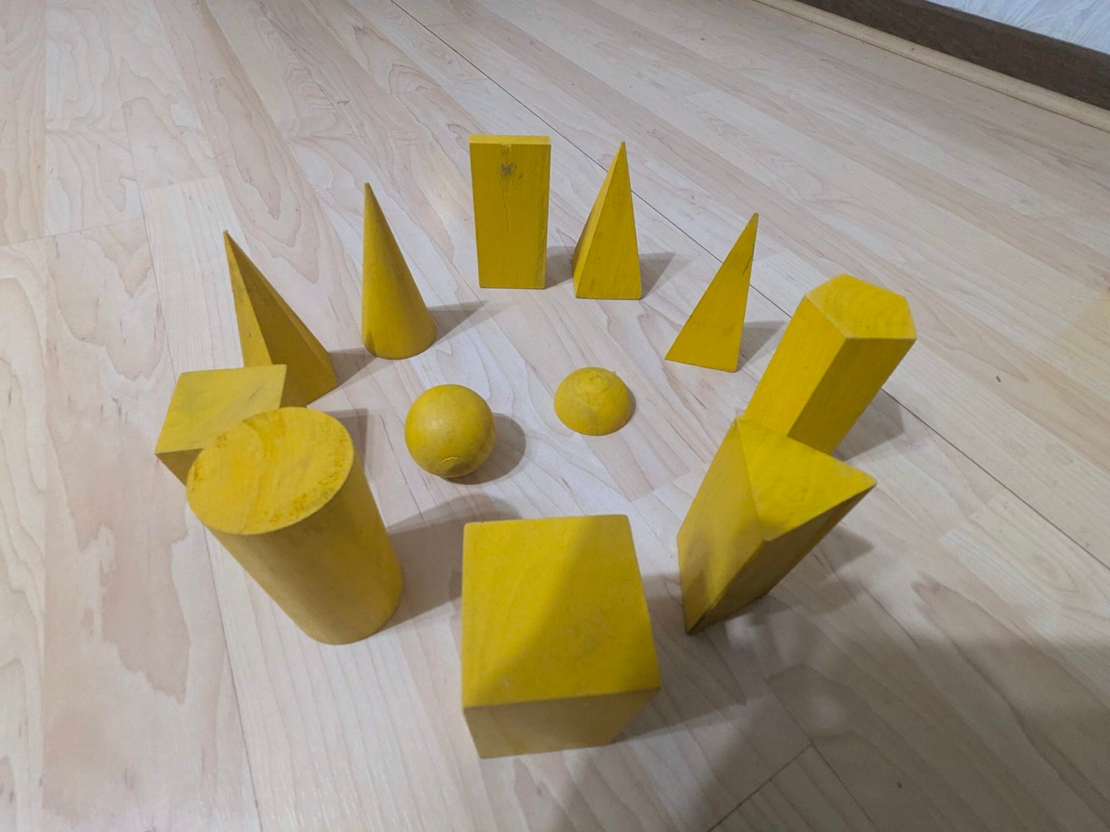 Exploring Geometric Solids